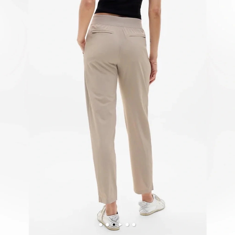 Athleta Brooklyn Ankle Pants Beige Size 4 Travel Stretch Pull On - Picture 6 of 16